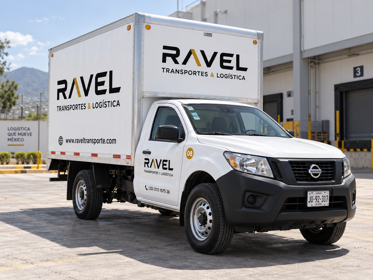 Unidad Nissan RAVEL de 1 tonelada con caja seca